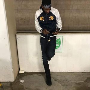 Meet your Posher, Charles